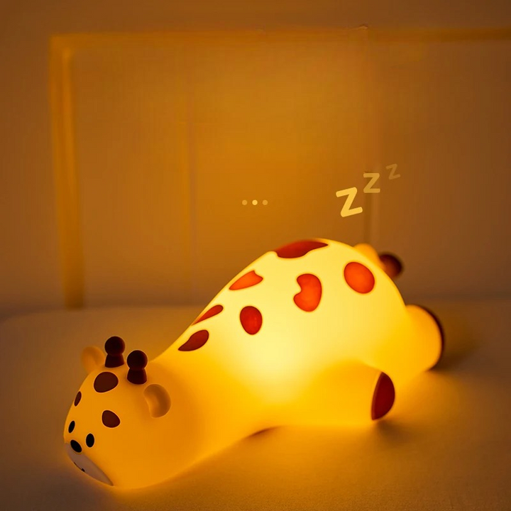 Gigi la girafe — veilleuse en silicone, lumière douce dans la chambre